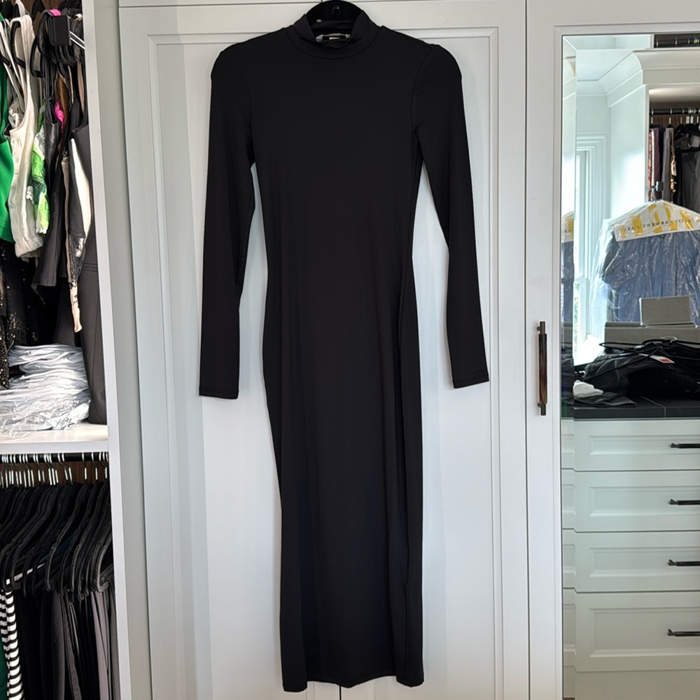 NWOT H&M Long Sleeve Dress XS